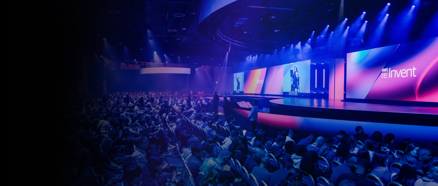 Links Fade X | IT-Branche https://reinvent.awsevents.com/content/dam/reinvent/2025/media/speakers/left-fade-2-1440x612.png